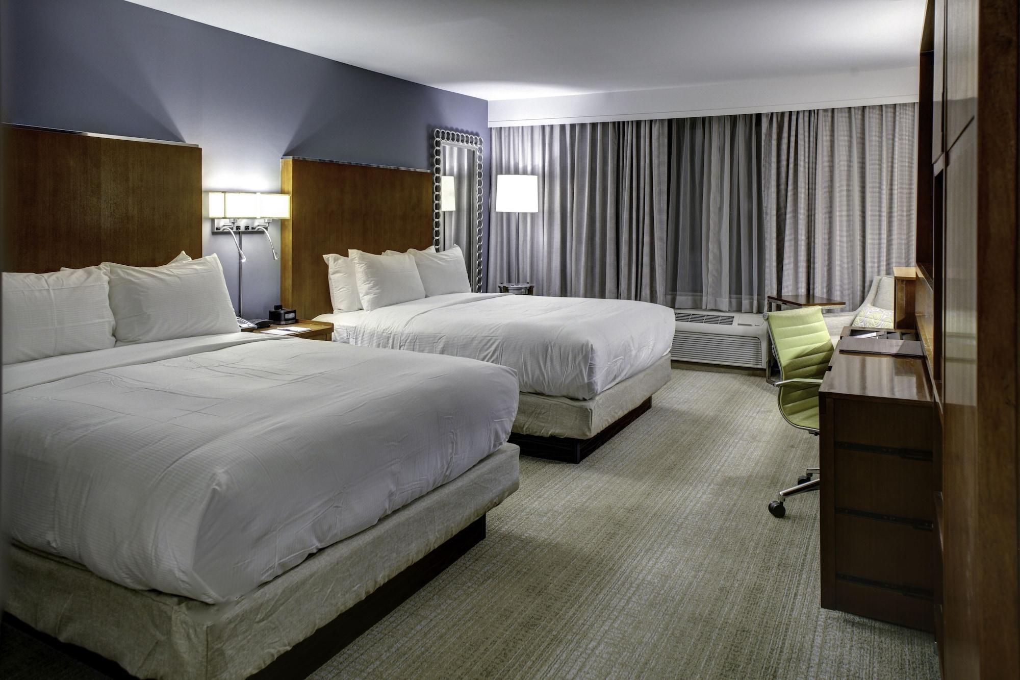 Doubletree By Hilton Hotel Biloxi