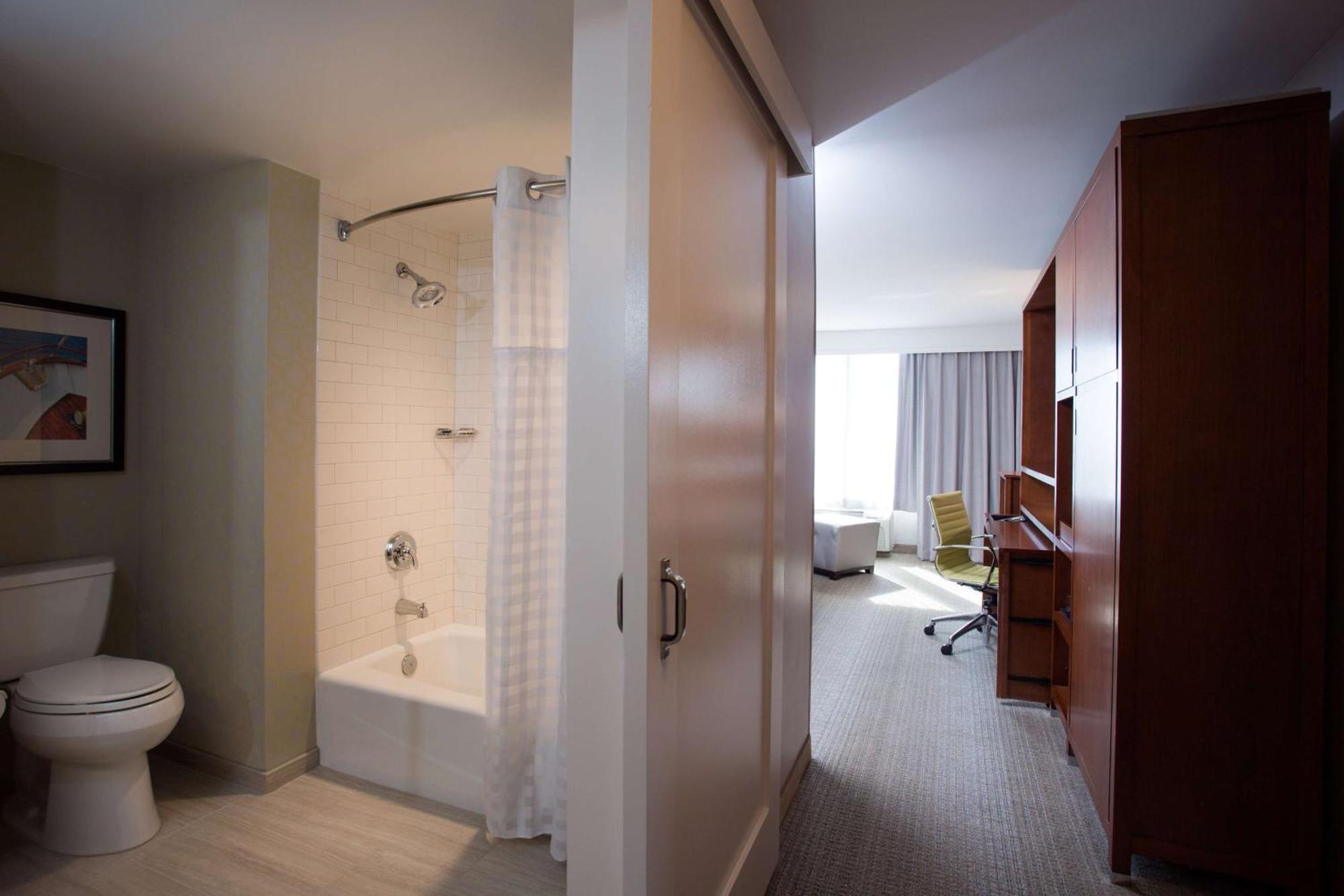 Doubletree By Hilton Hotel 4*